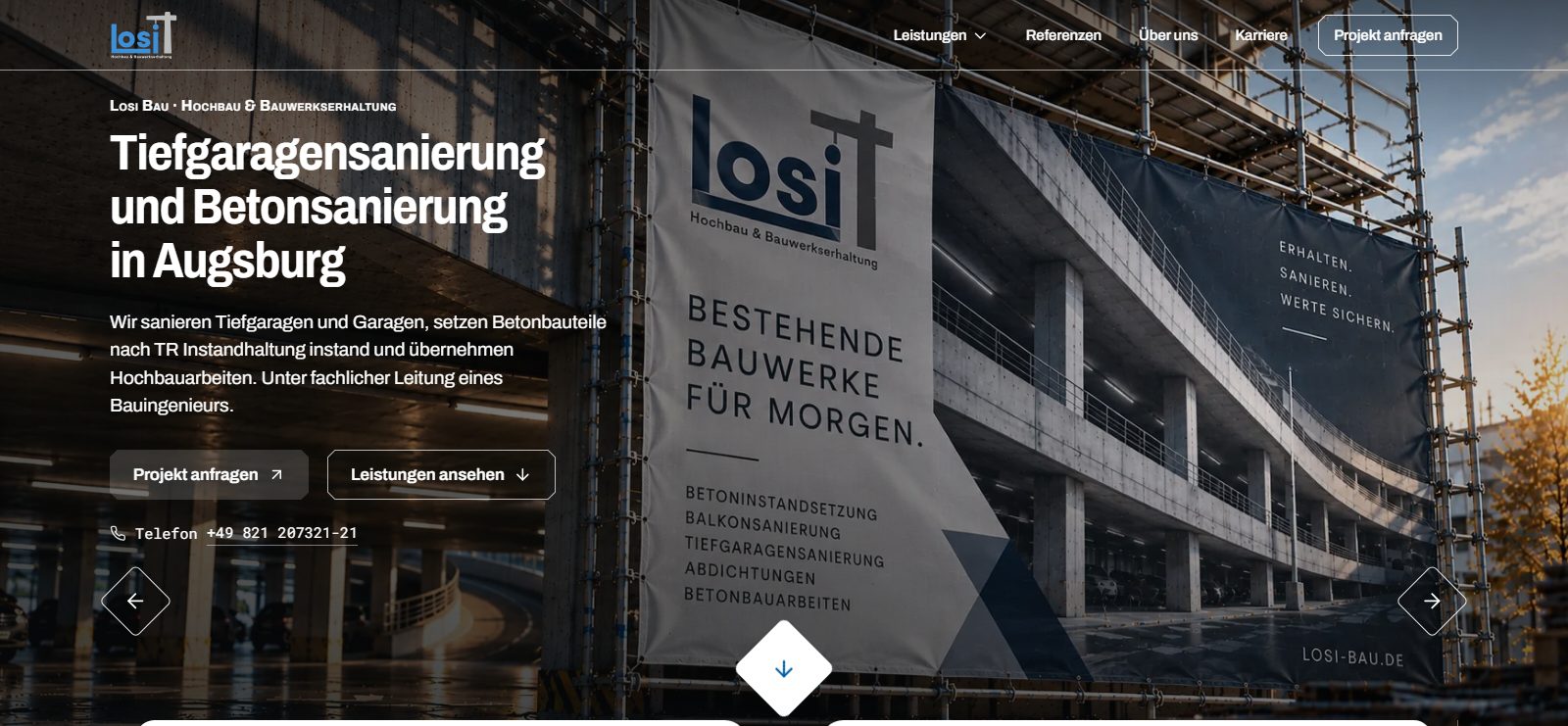 Neue Startseite von losi-bau.de am Monitor: Parkhaus mit Losi-Banner und der Überschrift „Tiefgaragensanierung und Betonsanierung in Augsburg“